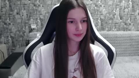 Snapshot of honeyynancyy chatting on January 2025 06:09:01 PM Nancy online show from January 2025 06:09:01 PM