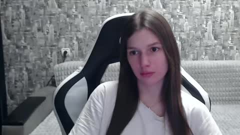 Snapshot of honeyynancyy chatting on January 2025 04:16:01 PM Nancy online show from January 2025 04:16:01 PM