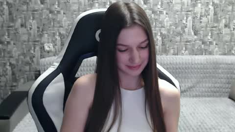Snapshot of honeyynancyy chatting on February 2025 02:24:01 PM Nancy online show from February 2025 02:24:01 PM