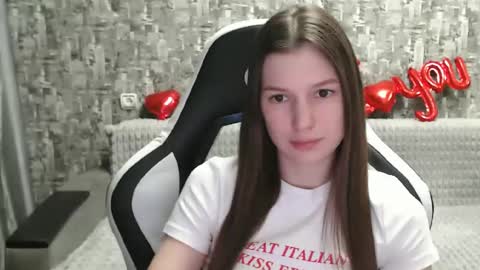Snapshot of honeyynancyy chatting on March 2025 04:07:02 PM Nancy online show from March 2025 04:07:02 PM