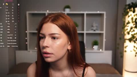 Snapshot of honneybunneey chatting on October 2025 06:59:01 AM honneybunneey online show from October 2025 06:59:01 AM