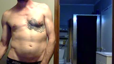 Snapshot of hoodedcricket chatting on April 2026 02:48:01 AM hoodedcricket online show from April 2026 02:48:01 AM
