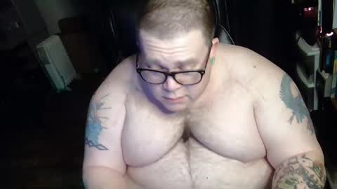 Snapshot of hoosierdaddyxl chatting on December 2024 04:49:02 AM Sir online show from December 2024 04:49:02 AM