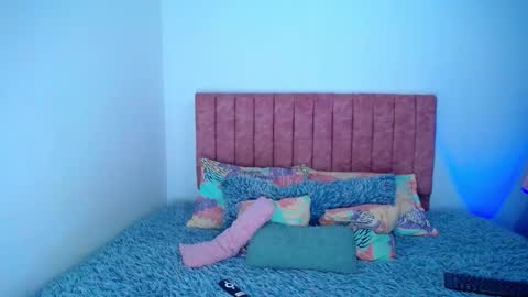 ONLYFANS online show from October 2025 09:05:02 PM