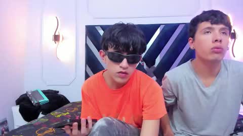 Snapshot of hoot_booys_ chatting on November 2025 07:41:02 PM hoot_booys_ online show from November 2025 07:41:02 PM