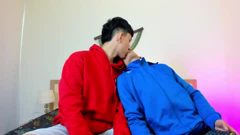hoot_booys_ online show from May 2026 09:01:01 PM