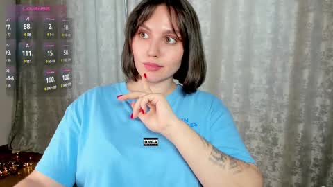 Snapshot of hoot_owl_cb chatting on March 2025 04:13:01 AM Karina online show from March 2025 04:13:01 AM