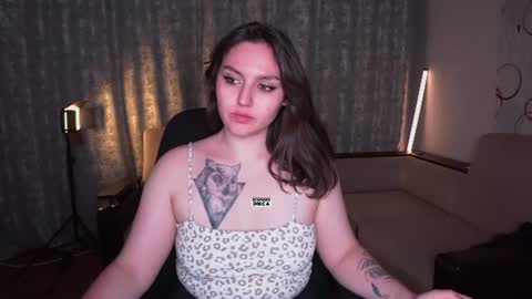 Snapshot of hoot_owl_cb chatting on June 2026 02:55:02 PM Karina online show from June 2026 02:55:02 PM