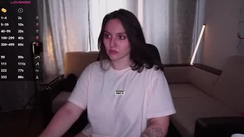 Snapshot of hoot_owl_cb chatting on July 2026 09:27:01 PM Karina online show from July 2026 09:27:01 PM