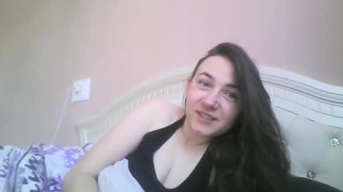 hootloove69 online show from April 2026 05:27:02 AM