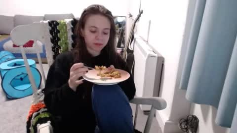 Snapshot of hope_xo chatting on March 2026 09:11:01 PM Hope online show from March 2026 09:11:01 PM