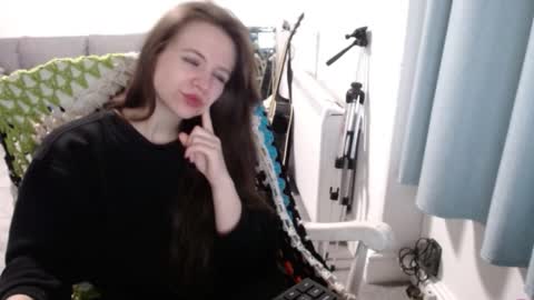 Snapshot of hope_xo chatting on March 2026 11:20:02 PM Hope online show from March 2026 11:20:02 PM