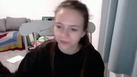 Snapshot of hope_xo chatting on June 2026 11:03:02 PM Hope online show from June 2026 11:03:02 PM