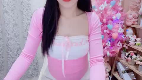 Rina online show from November 2025 01:33:02 PM