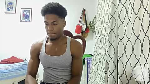 Snapshot of horneyguy2399 chatting on January 2025 02:53:01 AM sugarbaby online show from January 2025 02:53:01 AM