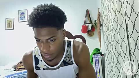 Snapshot of horneyguy2399 chatting on January 2025 01:32:01 AM sugarbaby online show from January 2025 01:32:01 AM