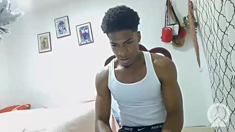 Snapshot of horneyguy2399 chatting on January 2025 10:48:01 PM sugarbaby online show from January 2025 10:48:01 PM