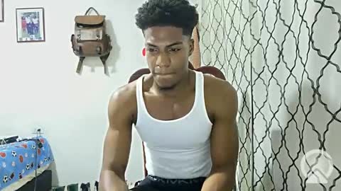 Snapshot of horneyguy2399 chatting on January 2025 01:47:01 AM sugarbaby online show from January 2025 01:47:01 AM