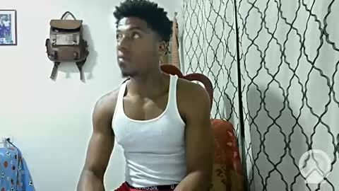 Snapshot of horneyguy2399 chatting on January 2025 12:49:01 AM sugarbaby online show from January 2025 12:49:01 AM