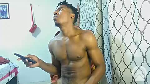 Snapshot of horneyguy2399 chatting on February 2025 04:37:02 AM sugarbaby online show from February 2025 04:37:02 AM