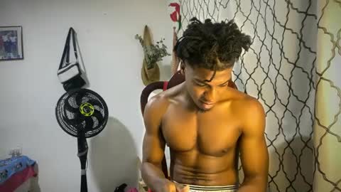 Snapshot of horneyguy2399 chatting on September 2025 02:07:01 PM sugarbaby online show from September 2025 02:07:01 PM