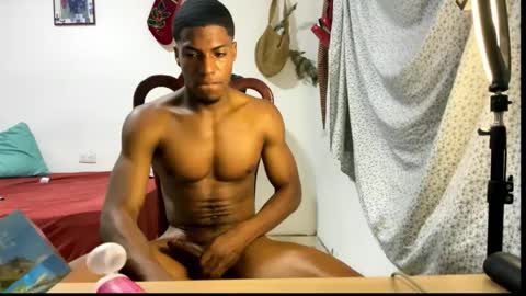 Snapshot of horneyguy2399 chatting on March 2026 02:04:02 AM sugarbaby online show from March 2026 02:04:02 AM