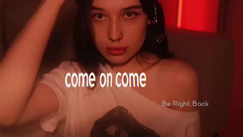 Snapshot of horneyjozy chatting on December 2025 05:19:02 PM Horney Jozy online show from December 2025 05:19:02 PM