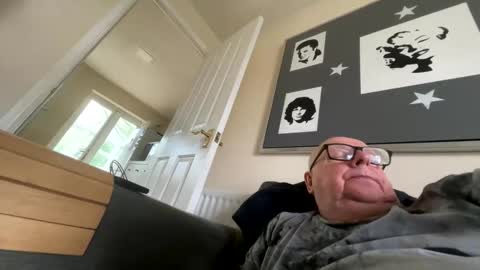 Cum suck Me off online show from April 2026 09:49:01 AM