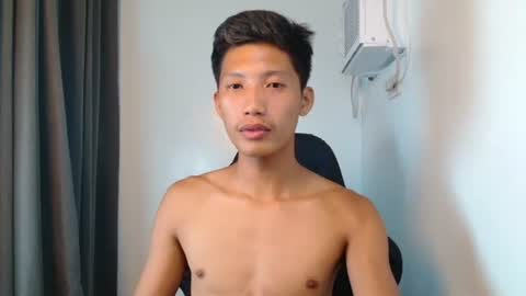 Snapshot of horny_asianmoreno chatting on September 2025 11:30:01 PM ROGER online show from September 2025 11:30:01 PM