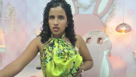 Snapshot of horny_curlss chatting on June 2026 03:56:02 AM Horny Curls online show from June 2026 03:56:02 AM