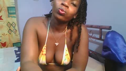 Snapshot of horny_hearts chatting on January 2025 12:17:02 AM phanice online show from January 2025 12:17:02 AM