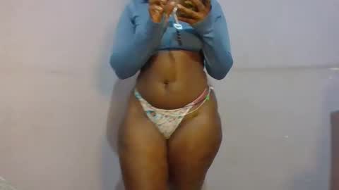 Snapshot of horny_hearts chatting on May 2026 10:59:01 PM phanice online show from May 2026 10:59:01 PM