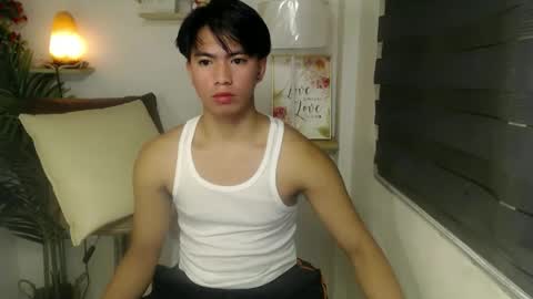 Snapshot of horny_jamesxx chatting on June 2026 06:12:01 PM cum boy james online show from June 2026 06:12:01 PM
