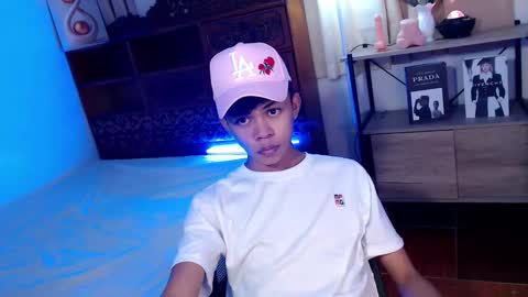 horny_joshxxx online show from April 2026 05:30:01 PM