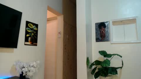 Snapshot of horny_princcess chatting on January 2025 09:17:02 AM horny_princcess online show from January 2025 09:17:02 AM