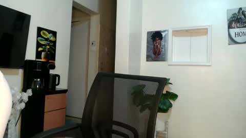 Snapshot of horny_princcess chatting on March 2025 01:27:01 AM horny_princcess online show from March 2025 01:27:01 AM