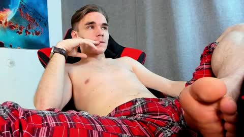 Max online show from February 2025 02:14:02 AM