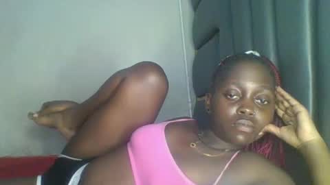 Snapshot of hornybella84 chatting on March 2026 08:18:01 AM Bella online show from March 2026 08:18:01 AM