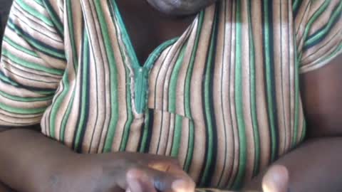 Snapshot of hornybigtitts chatting on January 2025 10:40:02 AM monica zain online show from January 2025 10:40:02 AM