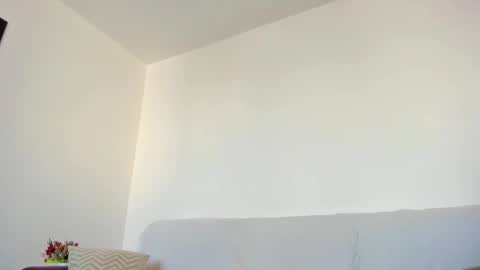 Snapshot of hornyemma_ chatting on February 2025 09:22:02 AM Emma online show from February 2025 09:22:02 AM