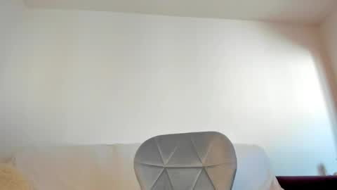 Snapshot of hornyemma_ chatting on March 2026 08:31:01 AM Emma online show from March 2026 08:31:01 AM