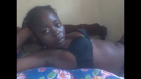 Snapshot of hornygal001 chatting on December 2024 02:11:02 PM hornygal001 online show from December 2024 02:11:02 PM