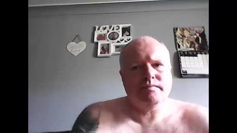hornyguy19781978 online show from May 2026 12:43:01 PM