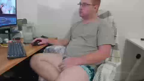 Snapshot of hornyguy69260 chatting on September 2025 01:39:02 AM FGs new home online show from September 2025 01:39:02 AM