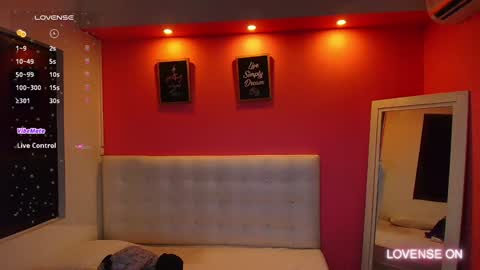 Valentina  online show from December 2024 12:22:01 PM