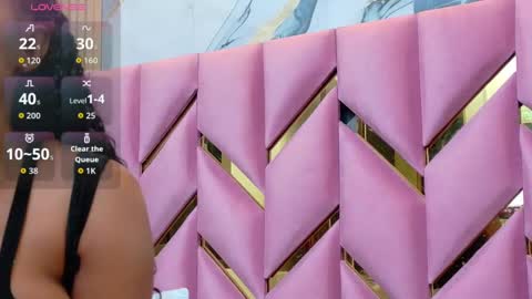 Valentina  online show from October 2025 12:15:02 PM