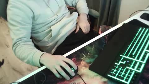 hornyman1998_03 online show from March 2026 05:52:02 PM