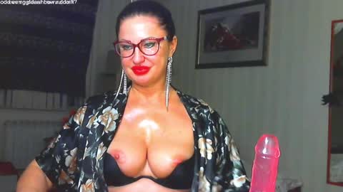 Snapshot of hornymommy69_ chatting on February 2025 03:54:01 PM Monica online show from February 2025 03:54:01 PM