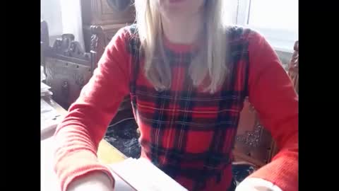 Snapshot of hornyssima chatting on November 2025 08:58:02 AM Hornyssima online show from November 2025 08:58:02 AM