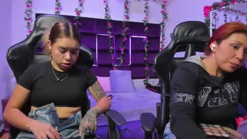 Snapshot of hornyy_mom chatting on October 2025 01:26:02 PM hornyy mom online show from October 2025 01:26:02 PM